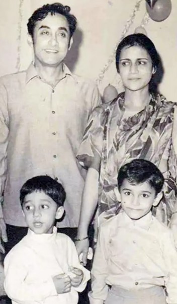 Aamir-Khan-Childhood-Photo
