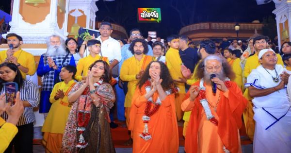 भूमी पेडणेकर देवाच्या भक्तीत मग्न ! ऋषिकेशमधील आरतीचा व्हिडीओ व्हायरल